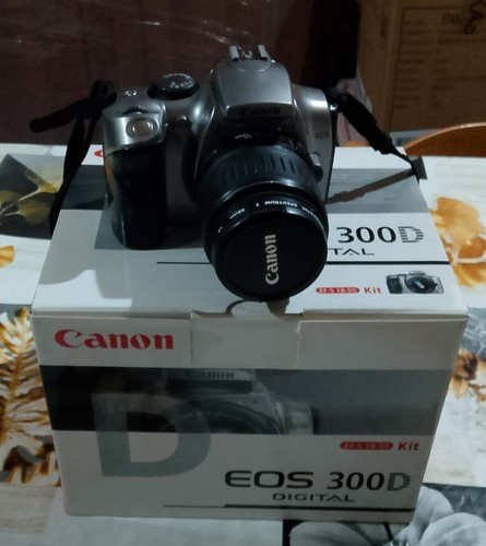 Canon eos 300d silver macchina - eos,